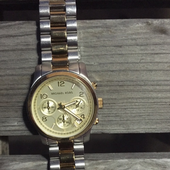 Michael kors watch