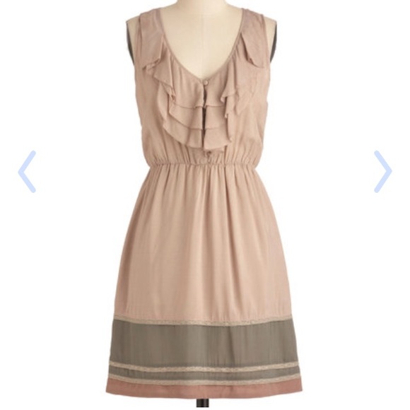 ModCloth Dresses & Skirts - SOLD ! Sweet ruffled dress