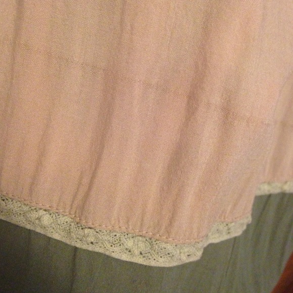 SOLD ! Sweet ruffled dress - Picture 3 of 4