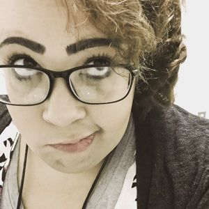 Meet your Posher, Lindsey