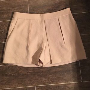 Club Monaco dressy cream colored skort w pockets