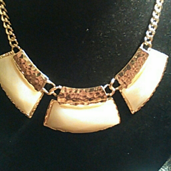 Classy Set - Picture 3 of 4