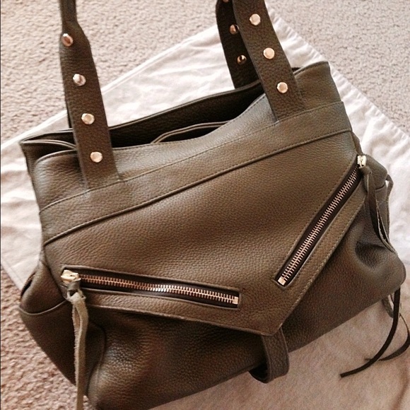 Botkier Trigger Metallic Green