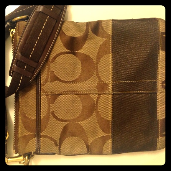 Crossbody Coach Purse 💓
