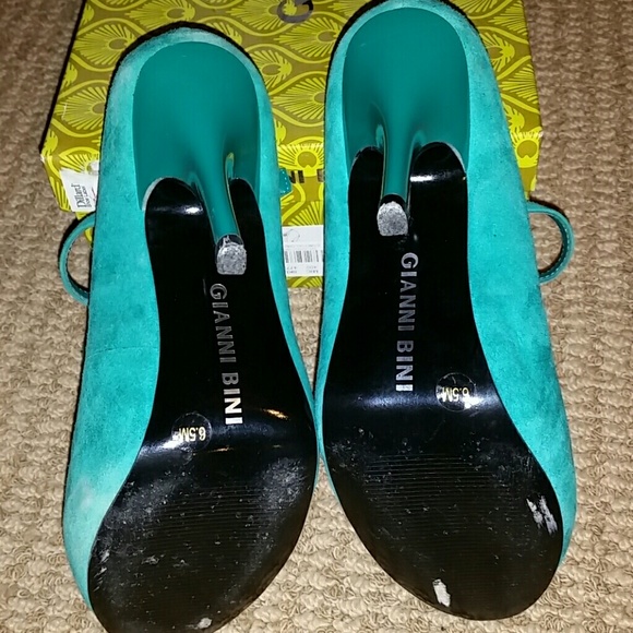 Beautiful pumps! - Picture 4 of 4