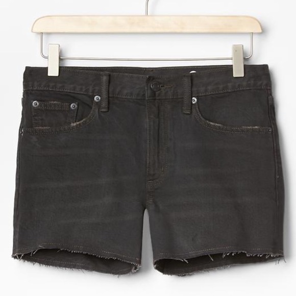 Gap 1969 slim shorts Nwot NEVER WORN