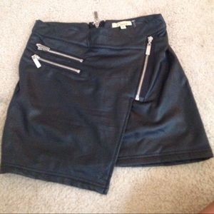 Leather skirt w zippers