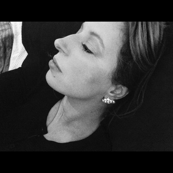 Meet your Posher, Tina - Picture 3 of 3