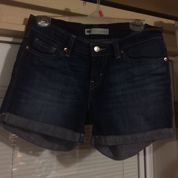 Levi shorts
