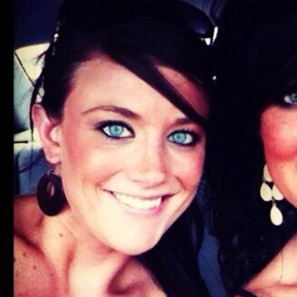 Meet your Posher, Chelsee - Picture 1 of 1