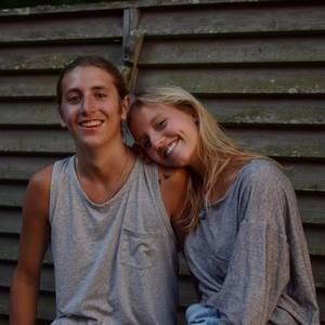 Meet your Posher, Carly