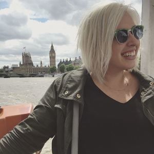 Meet your Posher, Alyson