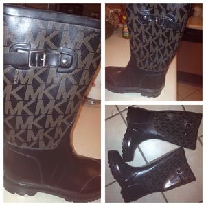 🎉SOLD🎉 Michael Kors - Signature Rain Boots