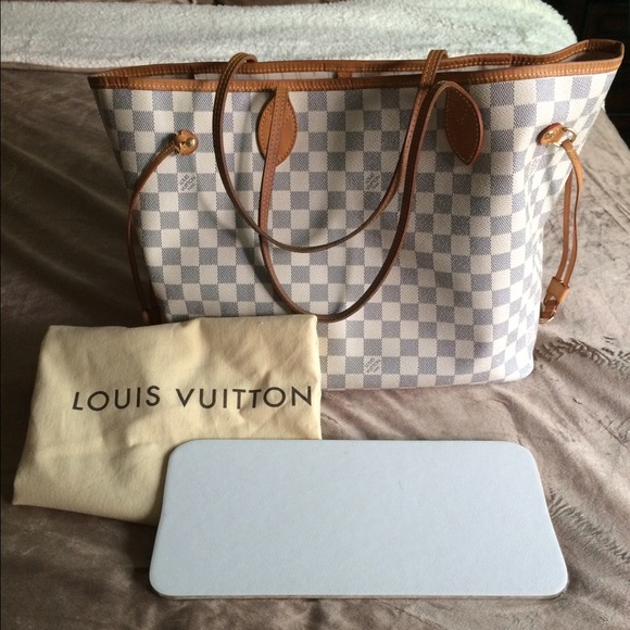✨100% Authentic Louis Vuitton Neverful