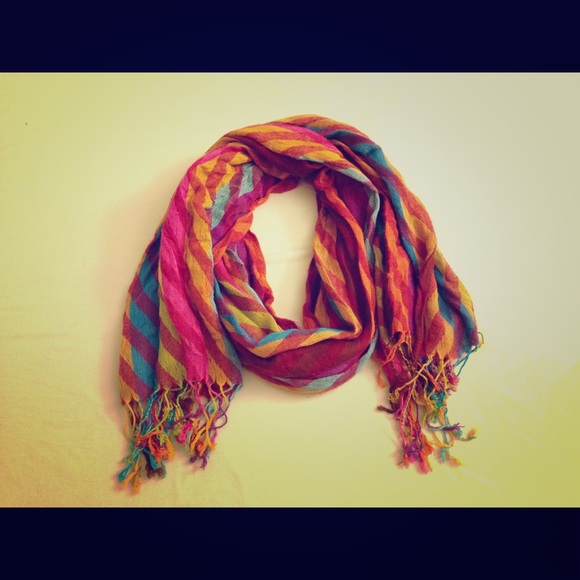MULTI COLORED SCARF!