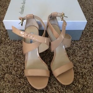 Charles David Icon sandal