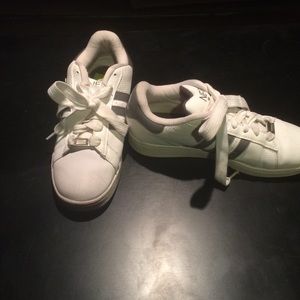 Hardly worn, size 9 Addidas  Neo lable