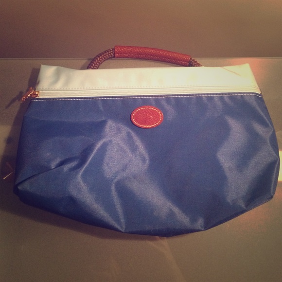Longchamp purse