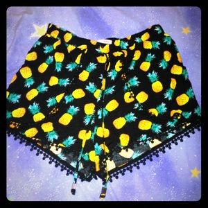 Pineapple vintage shorts!