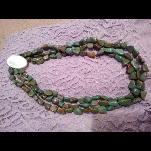 Turquoise stone necklace