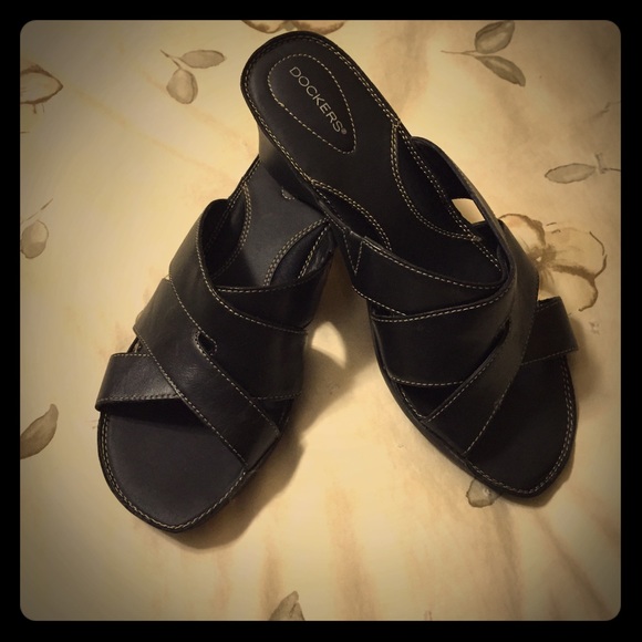 Black Sandles