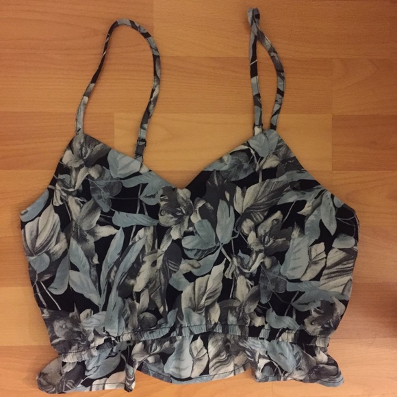 Foreign Exchange floral crop top