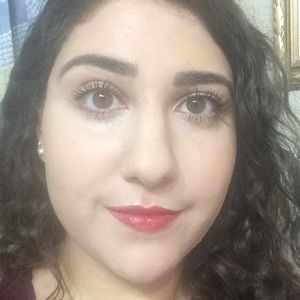 Meet your Posher, Liz