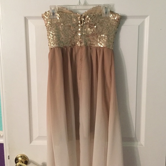 High low Homecoming dress!! 😊 - Picture 4 of 4