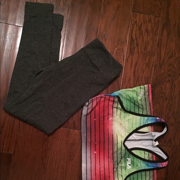 Workout leggings and top.