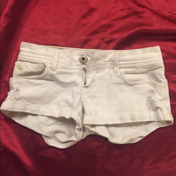 White Abercrombie kids shorts