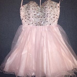 Size 4 Cinderella Divine Formal Dress
