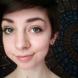 Meet your Posher, Serena