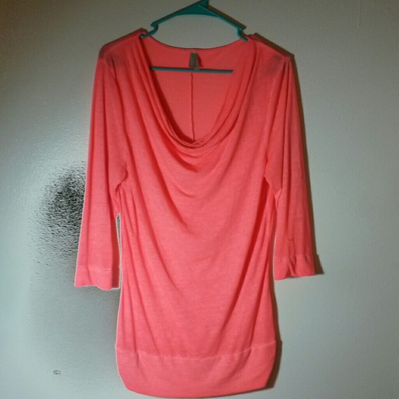 Vanity Loose Banded Top