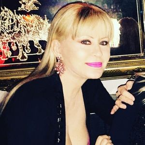 Meet your Posher, Thais