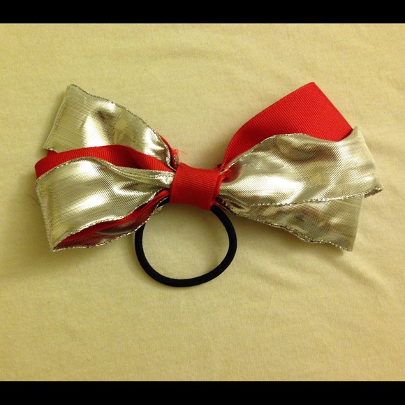 CUTE BOWS! - Picture 2 of 4