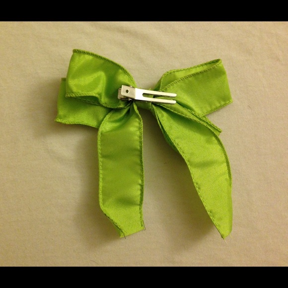 CUTE BOWS! - Picture 4 of 4