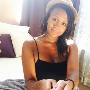 Meet your Posher, Chardeysha