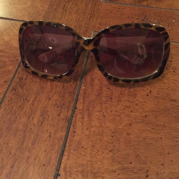 Leopard print glasses with mint green sides