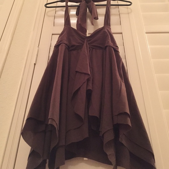 Brown halter top with ruffles from Guess - Picture 2 of 4