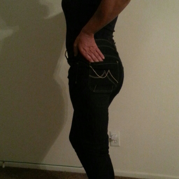 Jeans - Picture 3 of 4