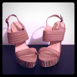 Shoe Dazzle sling back platform heel sandals