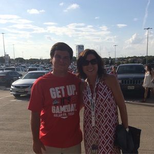 Meet your Posher, Nikki