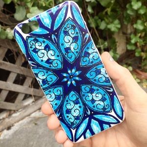 NWT Deep blue mandala iPhone 6 case!