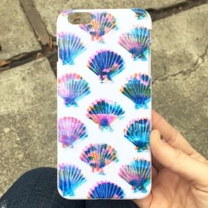 NWT Seashell iPhone 5, 6 or 6 plus case!