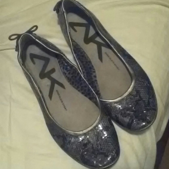 Anne klein Flats