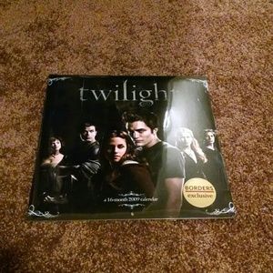 2009 16-month Twilight calendar