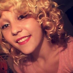 Meet your Posher, Desiree