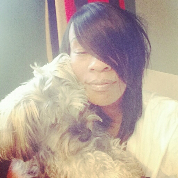 Meet your Posher, Rissa - Picture 3 of 3