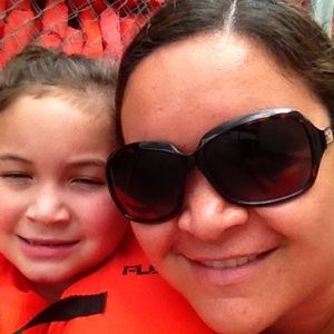 Meet your Posher, Deborah