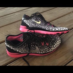 Nike Free 5.0 TR Fit 5 size 9M NEW!
